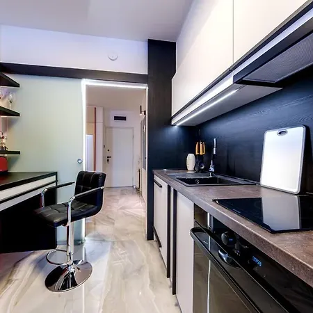 Stadium - Free Parking